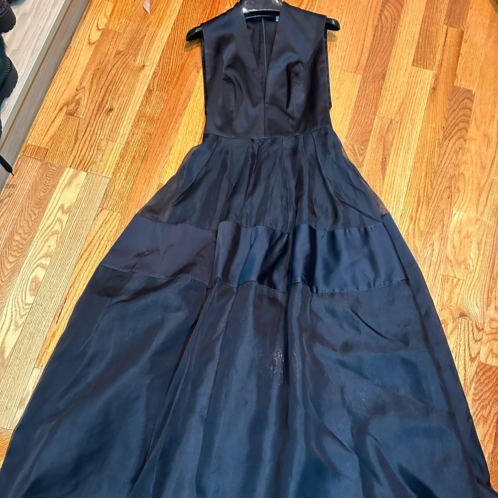 Alexis black gown size small